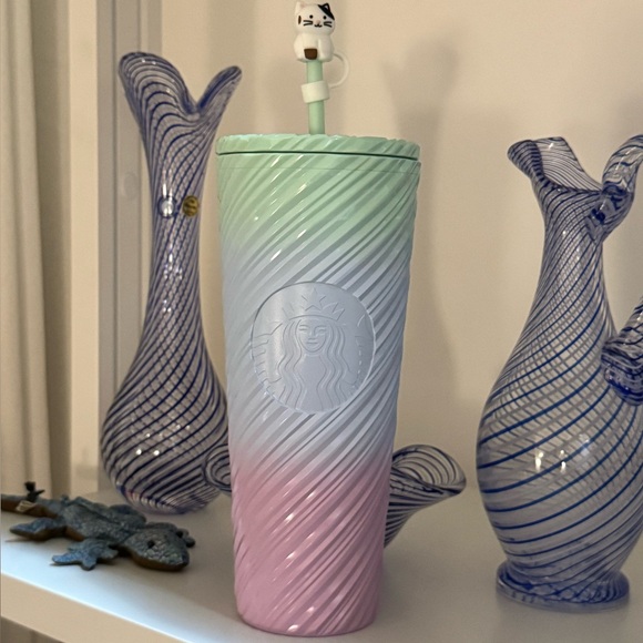 Starbucks Accessories - NWT🐣Starbucks Spring 2025 Pastel Swirl Tri-color Venti Cold Cup